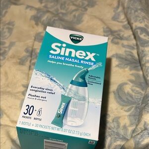 New in Box Vicks Sinex Saline Nasal Rinse -
